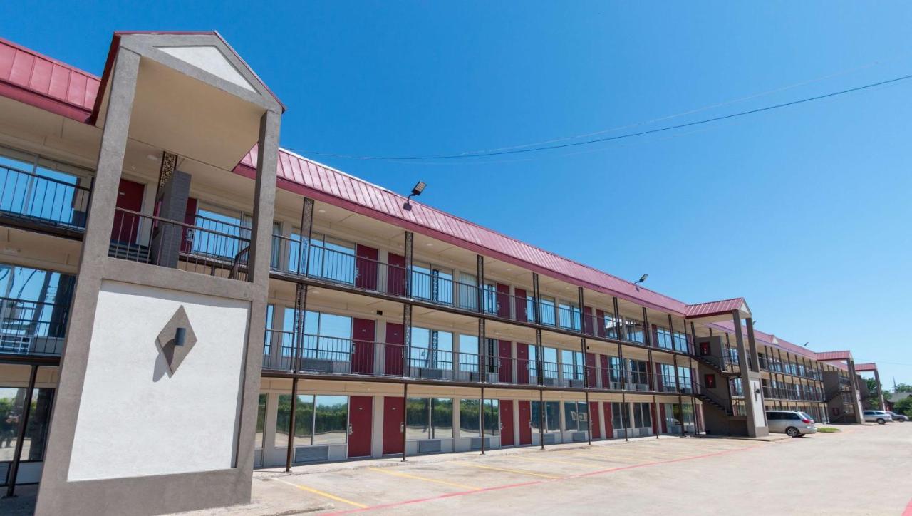 Magnuson Extended Stay And Suites Airport Hotel Irving Buitenkant foto