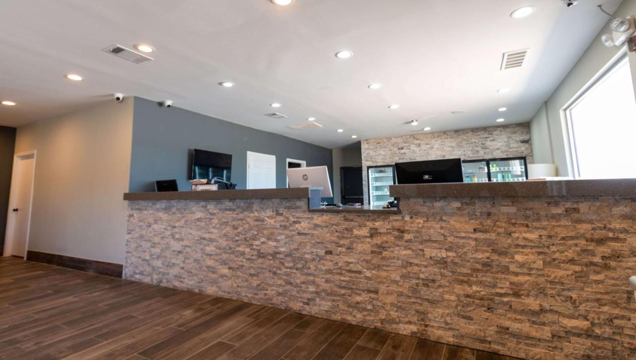 Magnuson Extended Stay And Suites Airport Hotel Irving Buitenkant foto