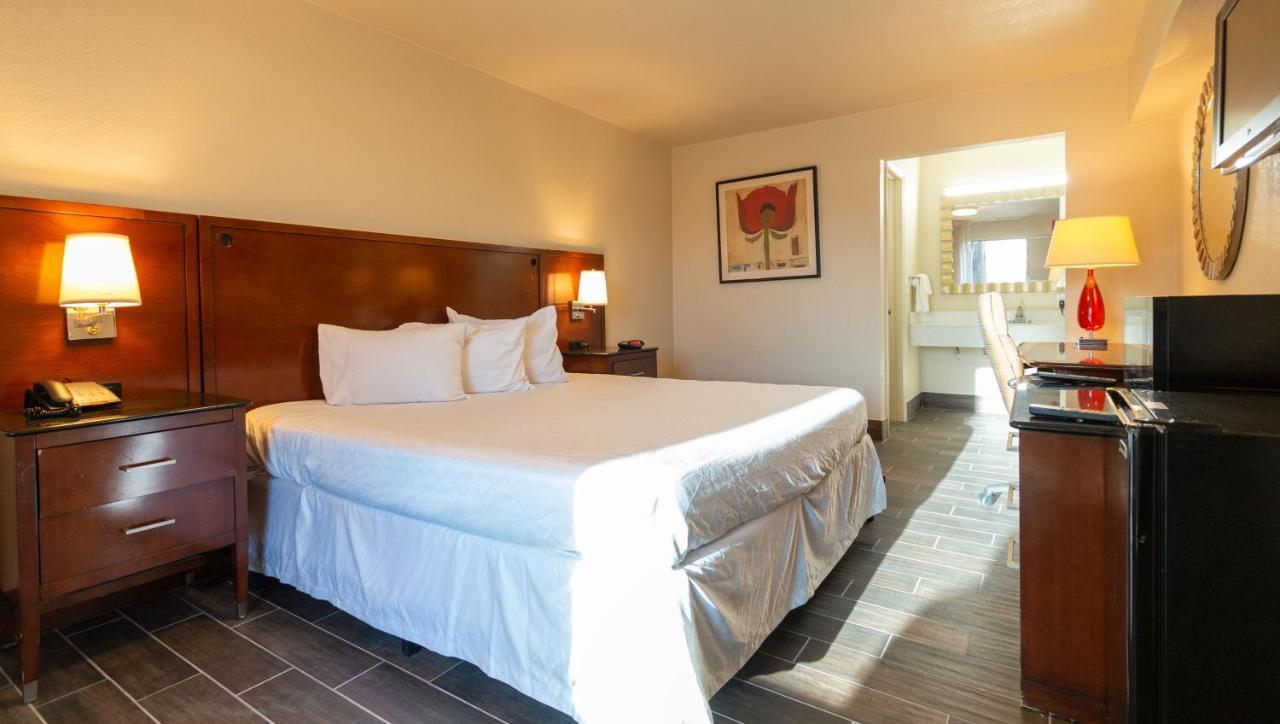 Magnuson Extended Stay And Suites Airport Hotel Irving Buitenkant foto
